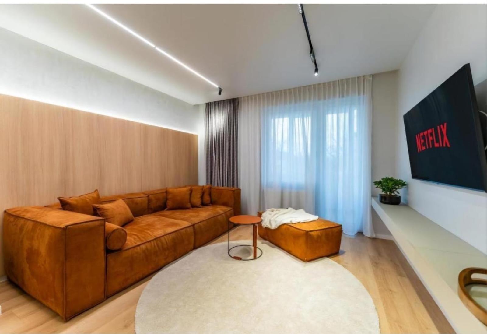 Central Epic Apartment-Self Check In อาราด ภายนอก รูปภาพ